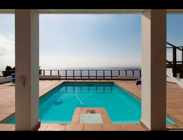 7 BEDROOM HOUSE FOR SALE IN MOUNTAIN SIDE